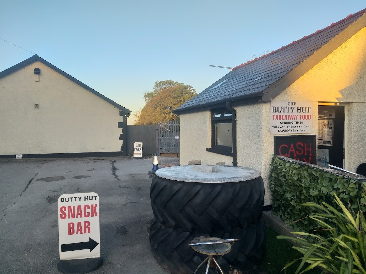 The Butty Hut · Photos 4